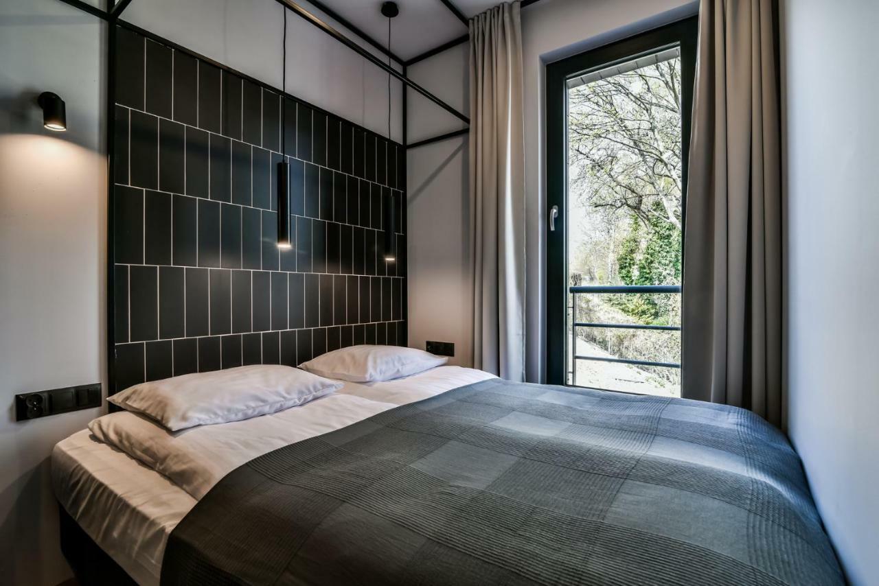 Biale Apartment *